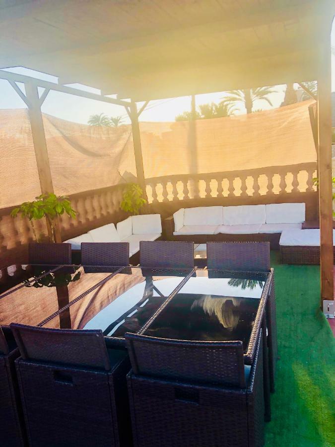Gran Casa Con Terraza A 3 Min Playa Con Wifi - Rodeada De Servicios Roquetas de Mar Dış mekan fotoğraf