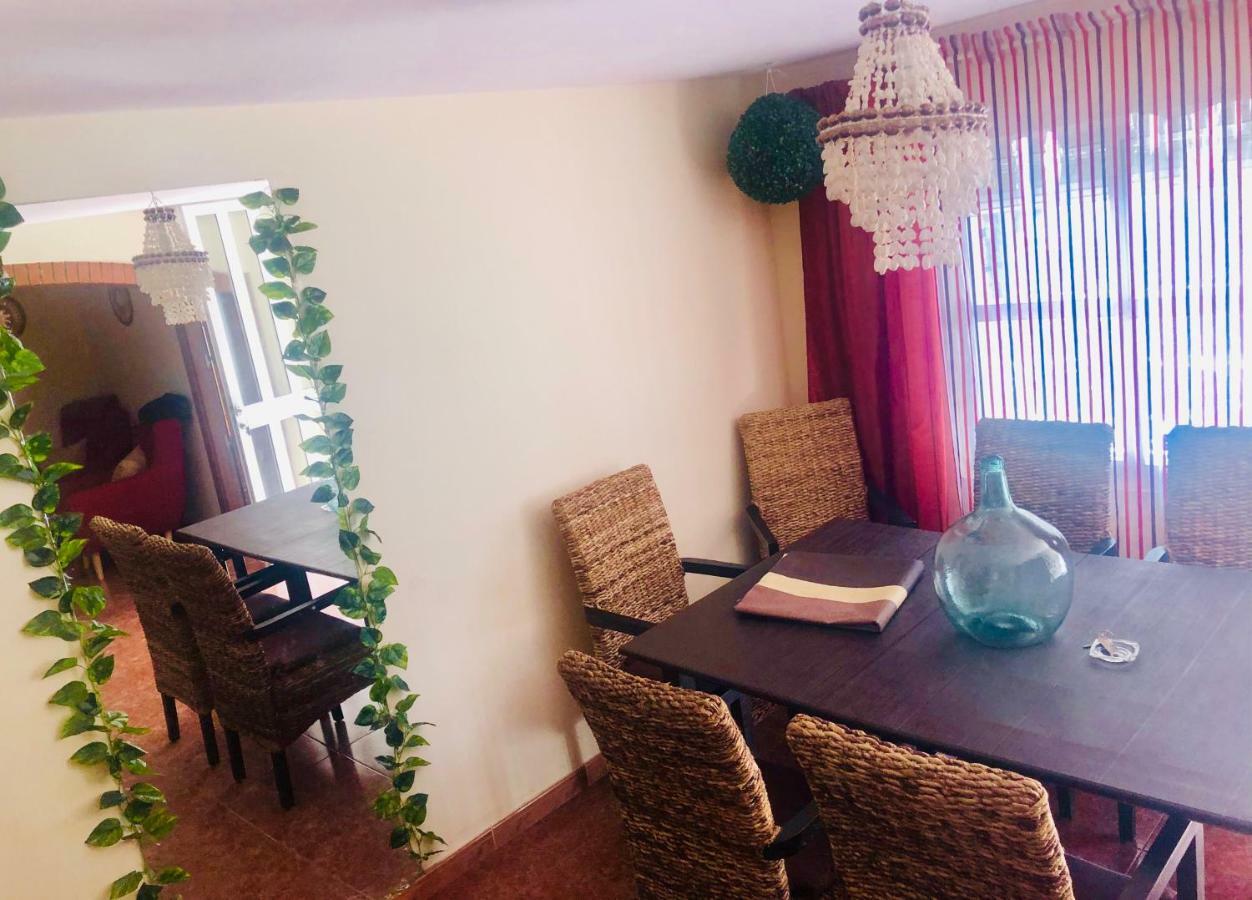 Gran Casa Con Terraza A 3 Min Playa Con Wifi - Rodeada De Servicios Roquetas de Mar Dış mekan fotoğraf