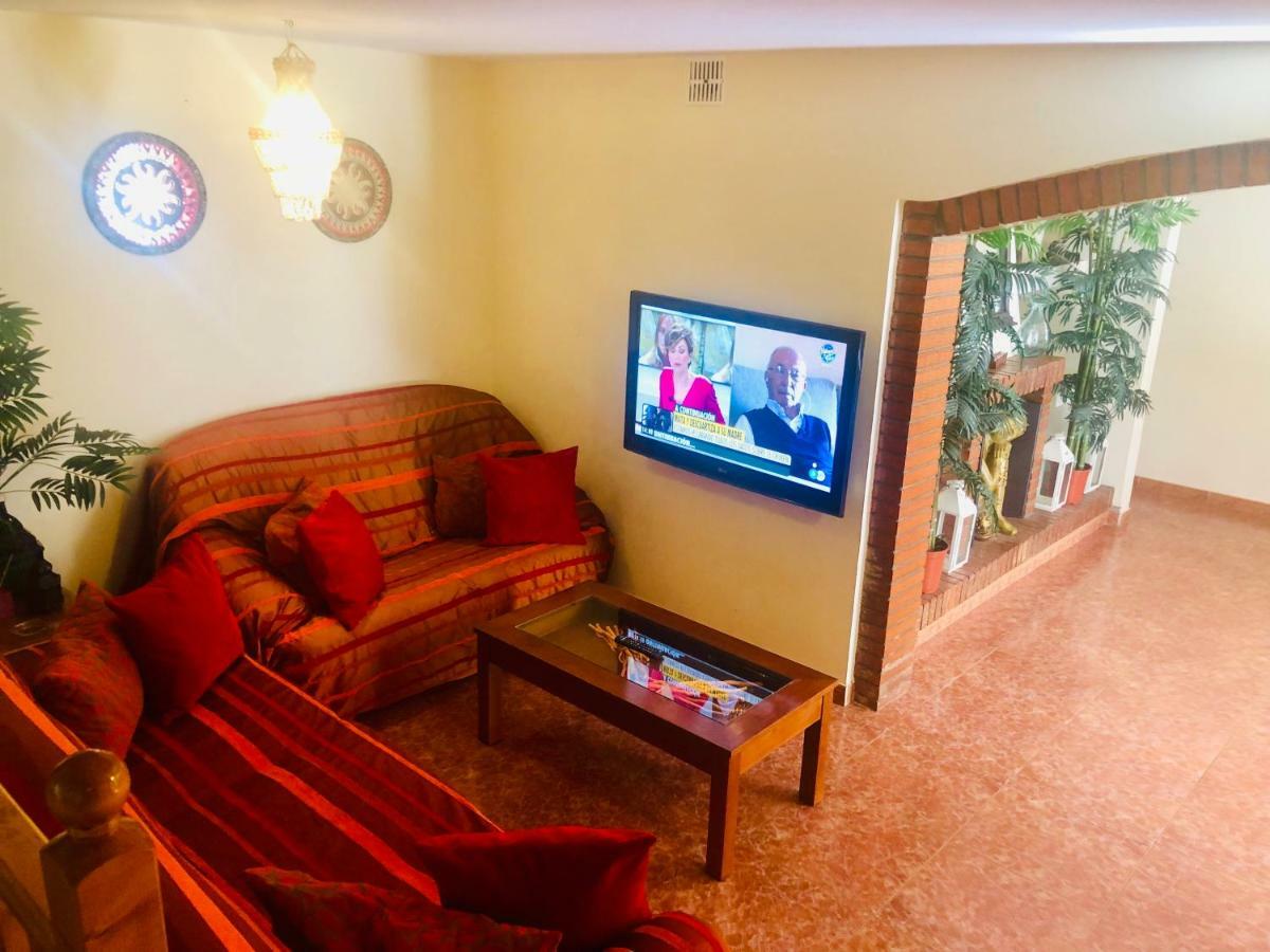 Gran Casa Con Terraza A 3 Min Playa Con Wifi - Rodeada De Servicios Roquetas de Mar Dış mekan fotoğraf